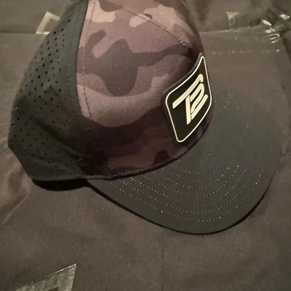 TB12 x Melin Collab White Hydro A-Game / Black Camo Classic Hats NWT New W/Tags - Picture 15 of 17